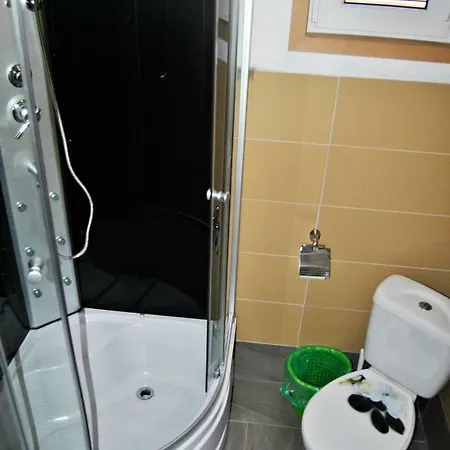 Kwiatu Paproci 롯지 *