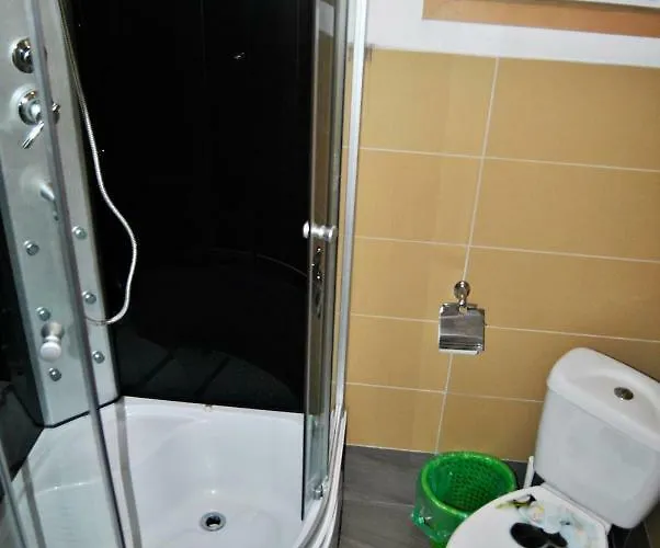 Kwiatu Paproci Деревянный коттедж *